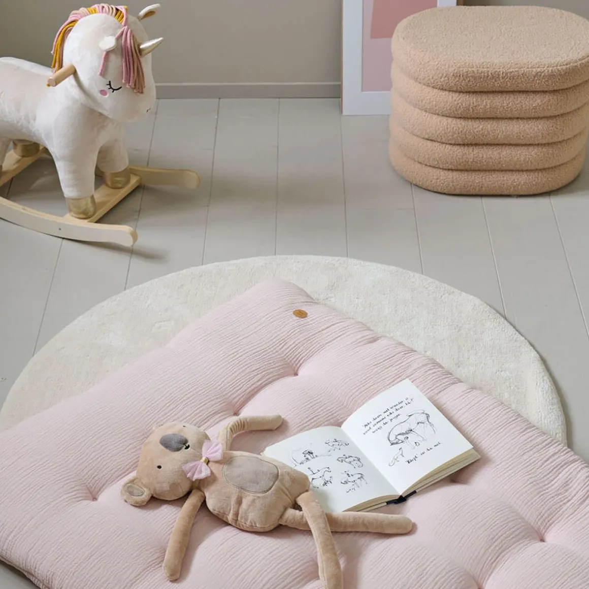Biologisch katoenen speelkleed Biscuit | 110x85cm | Zacht roze
