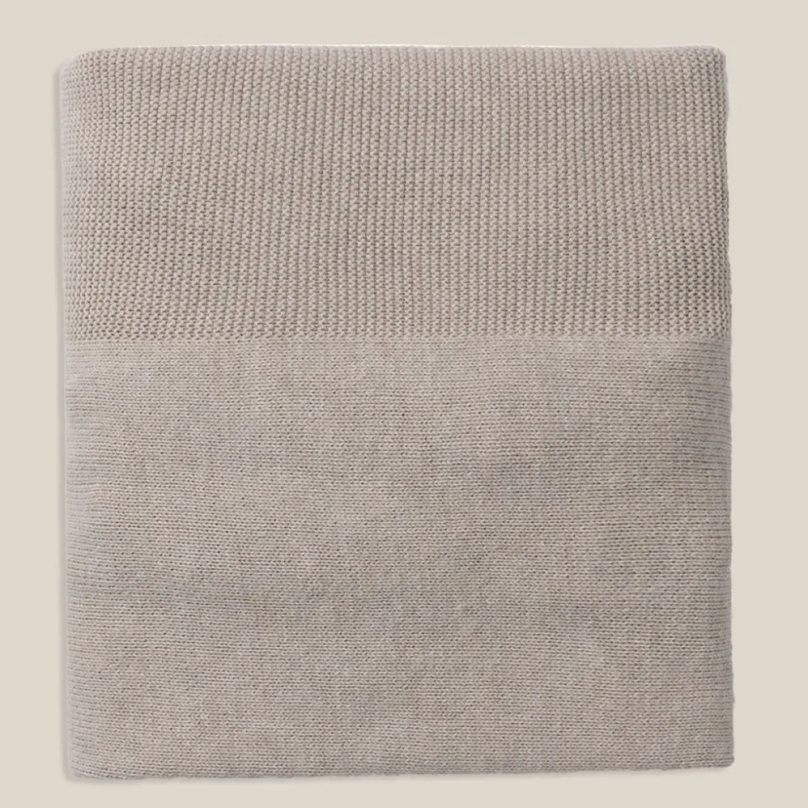 GEBREIDE AANKLEEDKUSSENHOES 50 X 70 CM | BEIGE