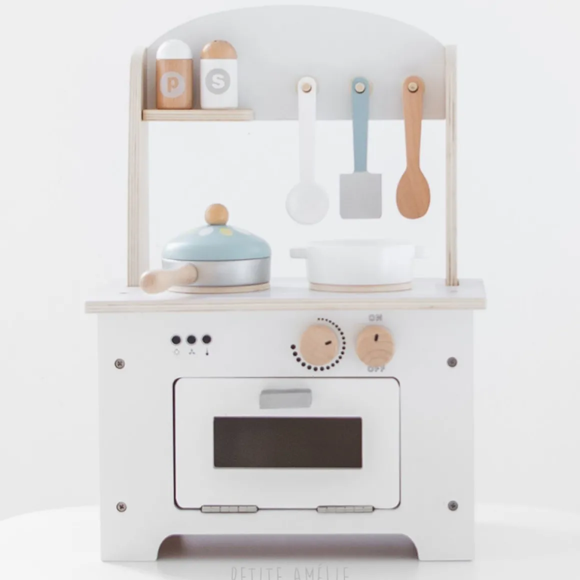 Houten speelgoedkeukentje met 8 accessoires | u00abMa premiu00e8re cuisineu00bb