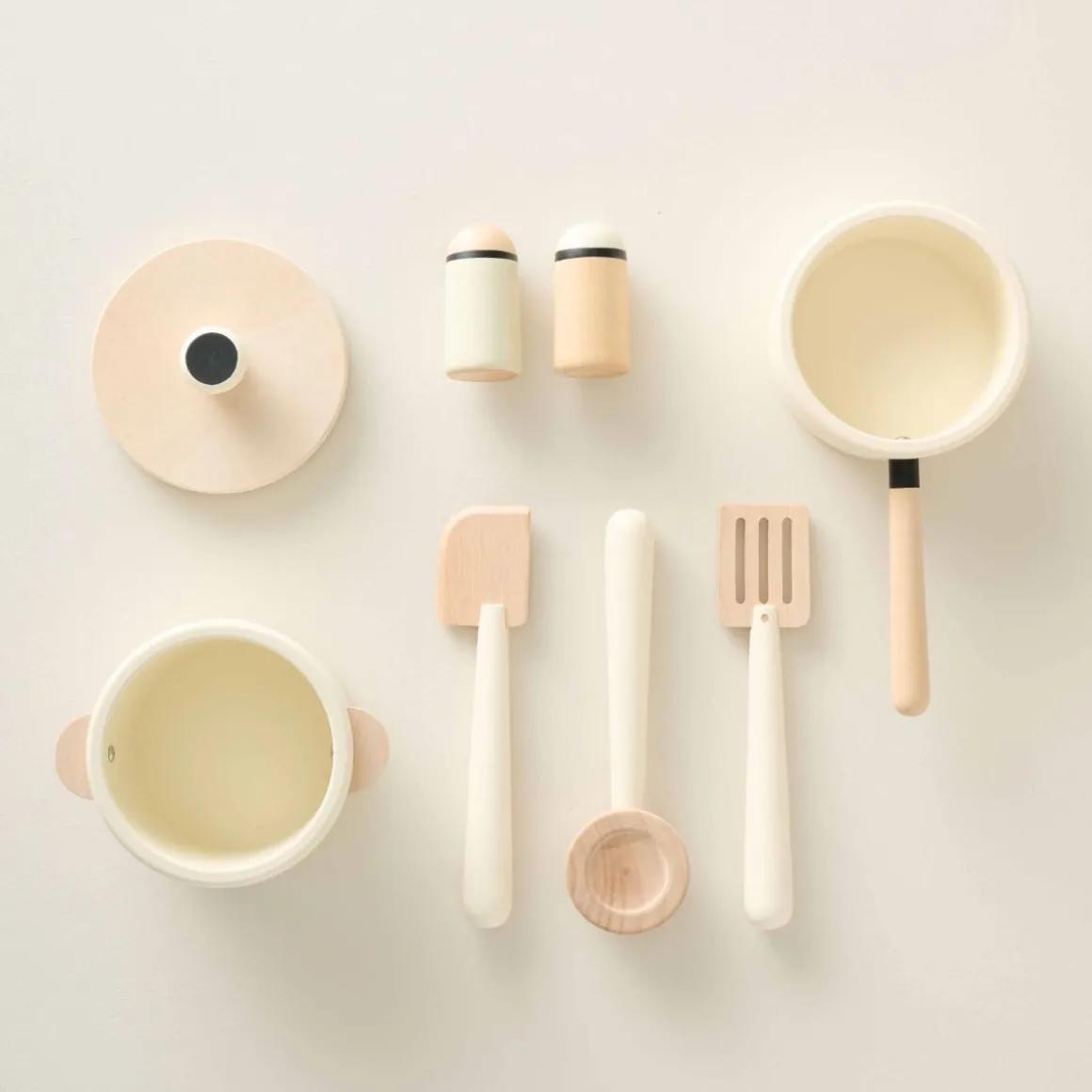 HOUTEN SPEELKEUKEN u00abBERGAMOTEu00bb | INCL. 7 ACCESSOIRES | BEIGE