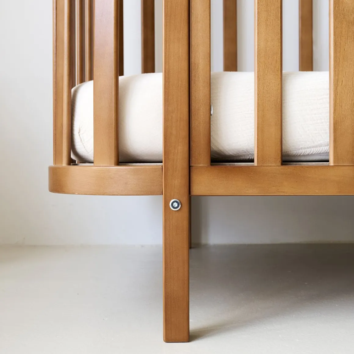 MEEGROEIBED OVAAL u00abCOCOONu00bb | 70 X 140 CM | WALNOOT