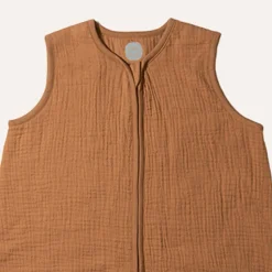 MOUWLOZE MOUSSELINE BABY SLAAPZAK | CARAMEL | 70 CM | 3-6 MAANDEN