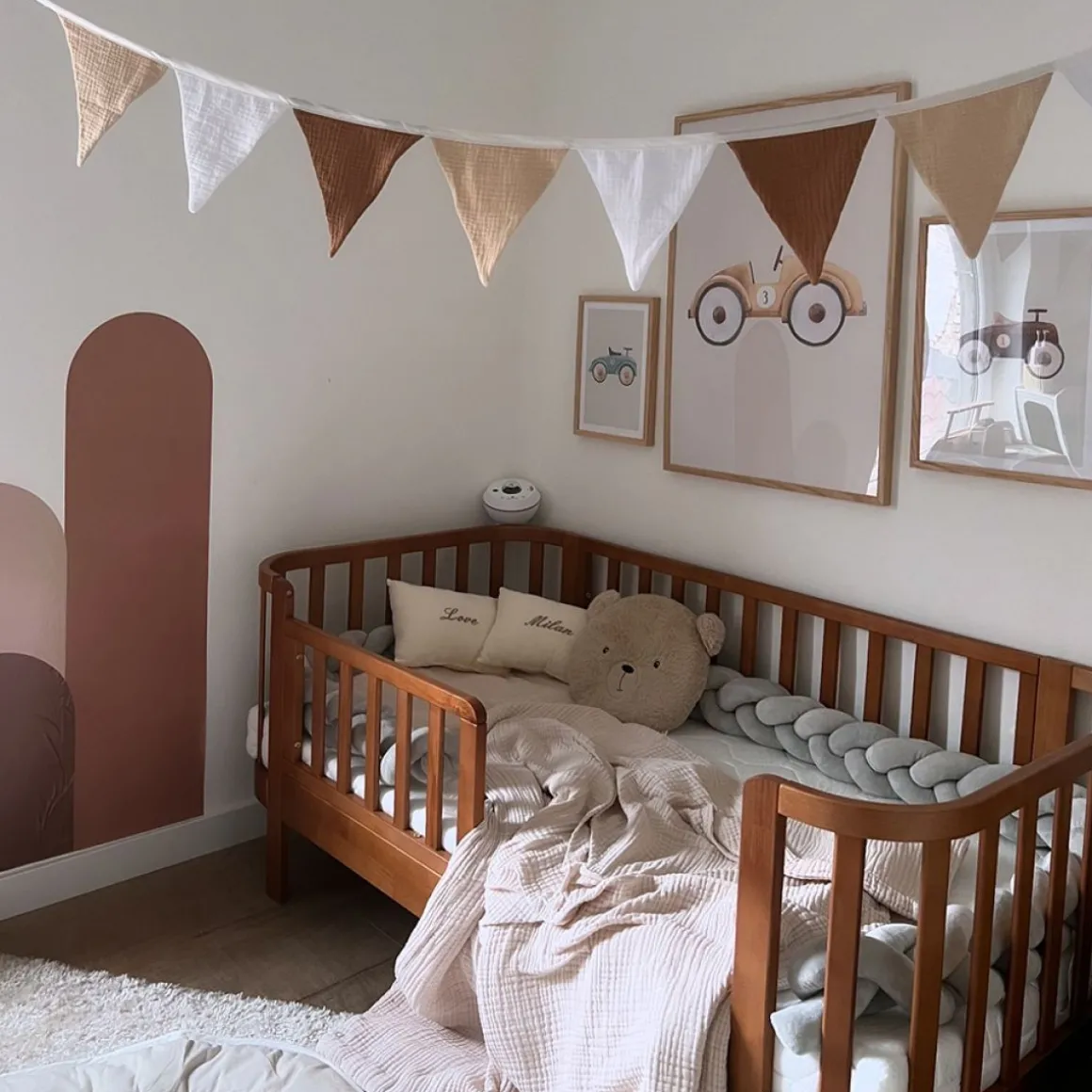 OVAAL PEUTERBED u00abCOCOONu00bb | 70 X 140 CM | WALNOOT