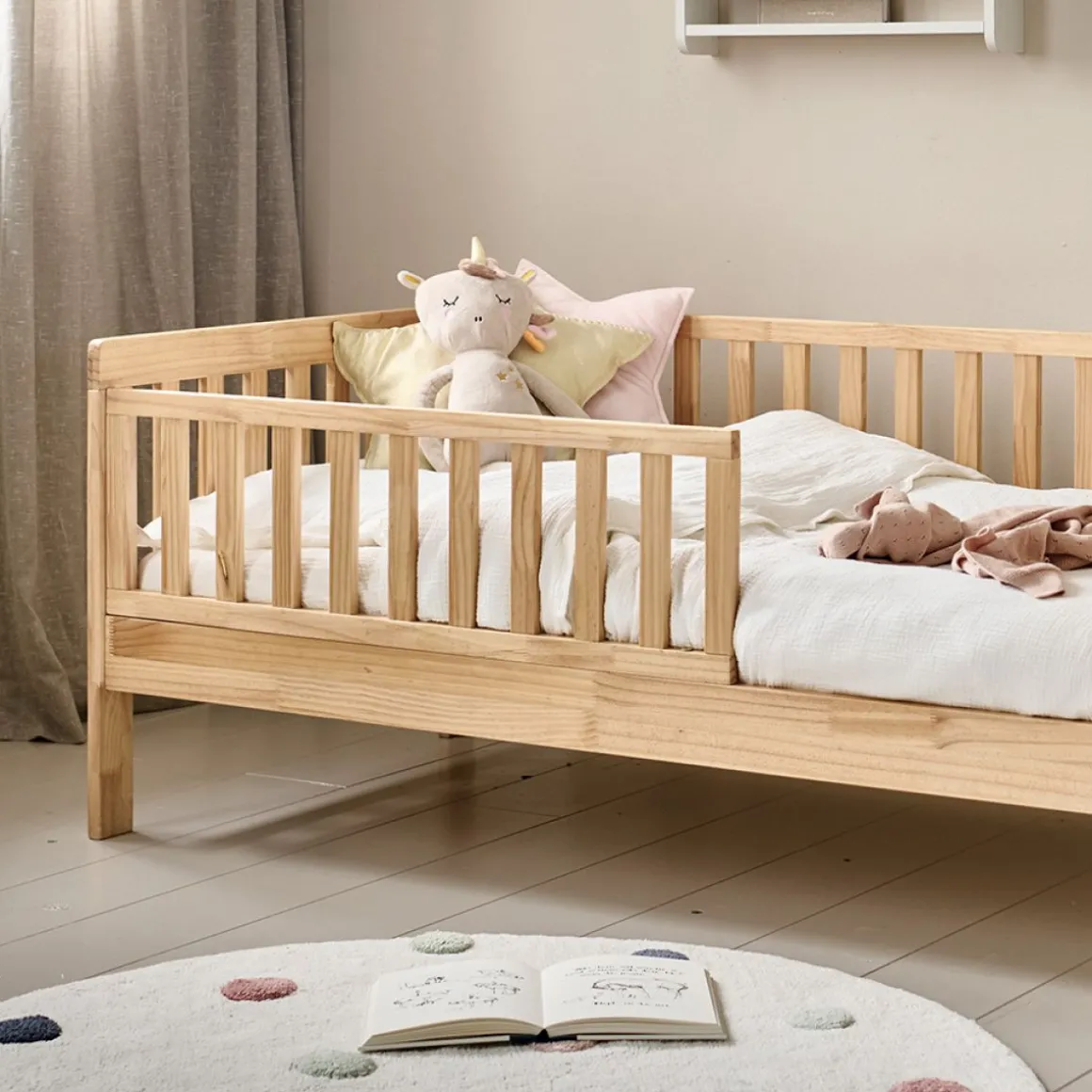 PEUTERBED u00abPLUMEu00bb | 70 X 140 CM | NATUREL