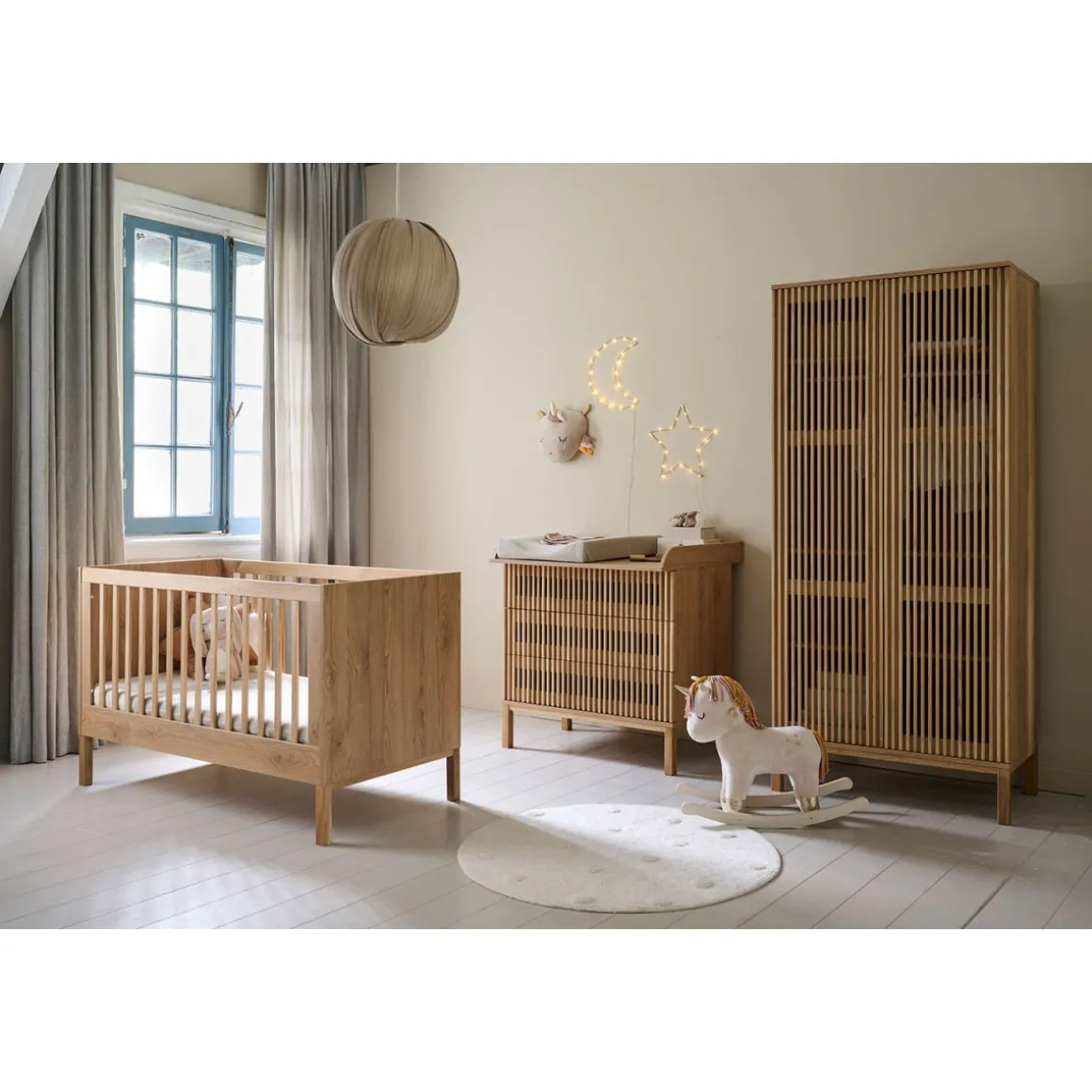 WASBAAR KINDERVLOERKLEED | ROND u00d8110 CM | NATUREL MET STIPPEN